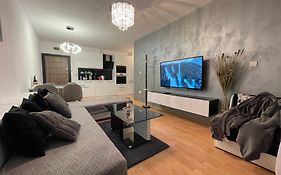 Borovets Mountain Apartment Sequoia